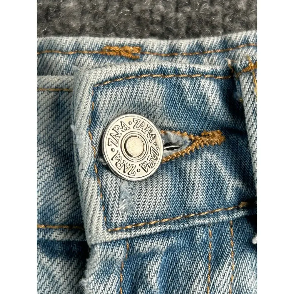 Zara High Rise Denim Shorts Women's US 2 Light Wash Mom Jean Shorts - Picture 3 of 5